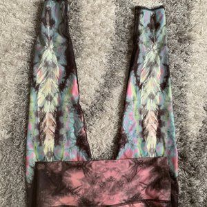 Teeki Eagle Feather Leggings